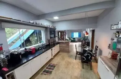 Casa com 3 quartos à venda na Travessa Doutor Mário Viana, 401, Santa Rosa, Niterói