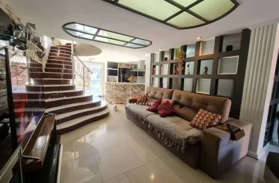 Casa com 5 quartos à venda na Rua Quatro, 11, Itaipu, Niterói