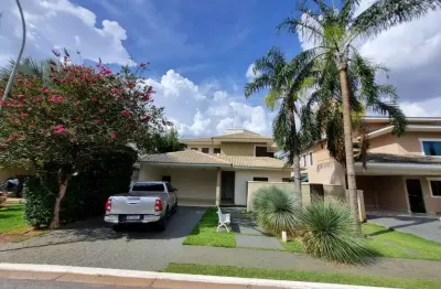 Casa em condomínio fechado com 3 quartos à venda na A28, Jardins Atenas, Goiânia