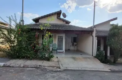 Casa em condomínio fechado com 3 quartos à venda na Via de Acesso 8, 185, Conjunto Residencial Costa Verde, Goiânia