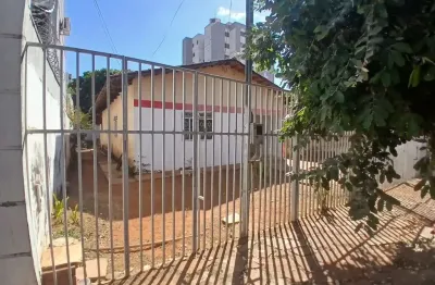 Casa com 3 quartos à venda na Avenida C 1, Jardim América, Goiânia
