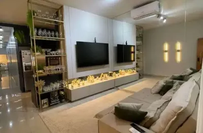 Casa térrea na av. da divisa - setor vila santa helena