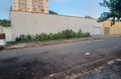 Casa com 3 quartos à venda na Avenida C 1, Jardim América, Goiânia