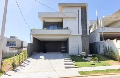 Sobrado no condomínio jardins capri - senador canedo com acesso pela go-020