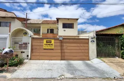 Casa com 3 quartos à venda na Rua C24, 231, Jardim América, Goiânia