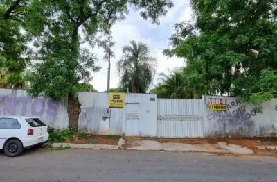 Chácara / sítio com 3 quartos à venda na Diva Fortes, 5, Residencial Eli Forte, Goiânia