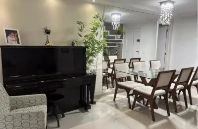 Cobertura duplex, 2 quartos, sendo 1 suíte, 2 vagas de garagem à venda no pechincha com porteira fechada