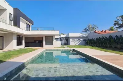 Casa triplex à venda, 5 suítes, 8 vagas - barra da tijuca - 1550m²