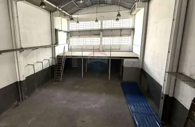 Barracão / Galpão / Depósito à venda na Rua Santiago, 298, Penha, Rio de Janeiro