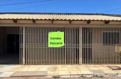 Casa com 3 quartos à venda na J2, 12, Parque das Laranjeiras, Goiânia