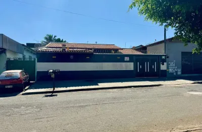 Casa com 3 quartos à venda na Anápolis, Vila Brasília, Aparecida de Goiânia