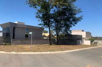 Terreno à venda na Avenida Contorno dos Ipês, Residencial Goiânia Golfe Clube, Goiânia