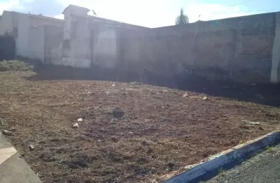 Terreno à venda na Rua VV 7, Village Veneza, Goiânia