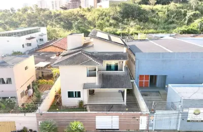 Casa com 4 quartos à venda na Rua 1105, Setor Pedro Ludovico, Goiânia