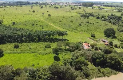 Terreno comercial à venda na São Salvador, Setor Central, Guapó