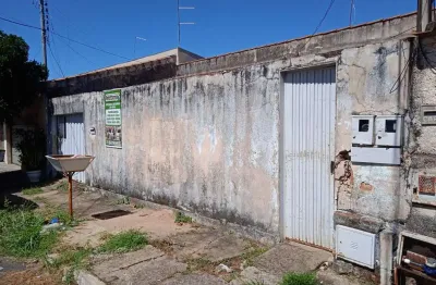 Casa com 4 quartos à venda na Alameda do Botafogo, 3, Conjunto Fabiana, Goiânia
