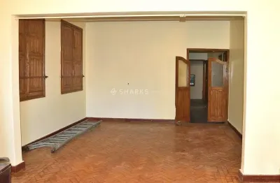 Casa com 3 quartos à venda na Rua 15, Setor Central, Goiânia