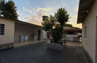 Casa com 5 quartos à venda na Rua 2, Setor Oeste, Trindade