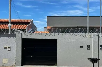 Casa com 2 quartos à venda na 102, 25, Jardim Miramar, Aparecida de Goiânia