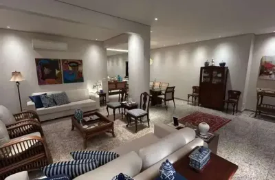 Apartamento à venda na C262, 55, Setor Nova Suiça, Goiânia