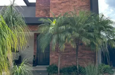 Casa em condomínio fechado com 3 quartos à venda na Rua Habib Musse, Setor Morada do Lago, Trindade