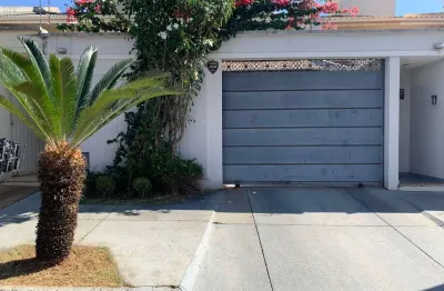 Casa com 3 quartos à venda na Rua do Golfinho, Jardim Atlântico, Goiânia
