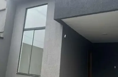 Casa com 3 quartos à venda na Rua 68, Pontal Sul - Acréscimo, Aparecida de Goiânia