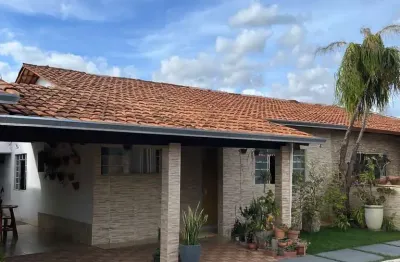 Casa em condomínio fechado com 3 quartos à venda na Rua Coronel João Batista de Toledo, 31, Jardim das Acácias, Aparecida de Goiânia