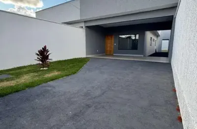 Casa com 2 quartos à venda na Rua das Águias, Jardim Ipanema, Trindade