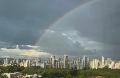 Apartamento com 3 quartos à venda na Rua 17, Setor Oeste, Goiânia