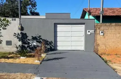 Casa com 2 quartos à venda na Rua Paraíso do Norte, 189, Setor Maysa, Trindade