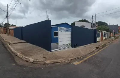 Casa para locação em frente à upa do jardim leblon, fins residenciais ou comerciais.
