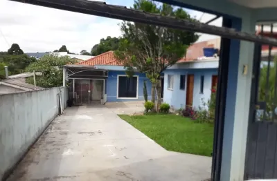 Duas casas 160 + 60 m2, num terreno de 360 m2 , pontas para morar e também receber um aluguel como renda extra.