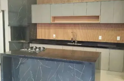 Casa casa com sala, escritório, cozinha planejada, 3 dormitórios sendo os 3 suítes, closet, 4 wcs, área de serviço, área de lazer e 4 vagas de garagem. maria julia venda residencial maria julia são jo