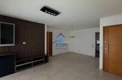 Apartamento com 3 Quartos e 3 banheiros para Alugar, 127 m² por R$ 4.500/Mês