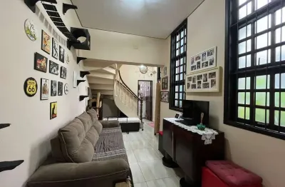 Casa com 4 quartos à venda na Rua Doutor Albuquerque Lins, Santa Cecília, São Paulo