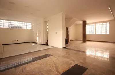 Sobrado comercial para locação! 218 m² em moema, perto do shopping ibirapuera! venha conhecer