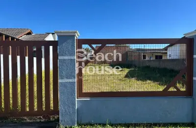 Terreno perfeito para construir seu lar dos sonhos, frente mar!