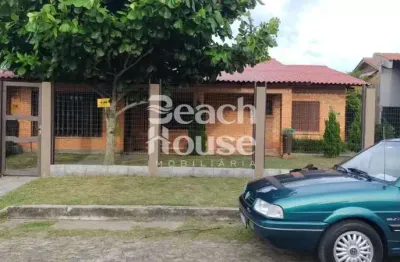 Excelente oportunidade de ter sua magnifica casa em tramandaí, em um local muito bem localizado !!!