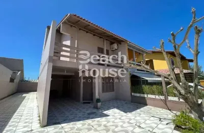 Duplex exclusivo em  nova  tramandaí  ,50 metros do mar!!!!