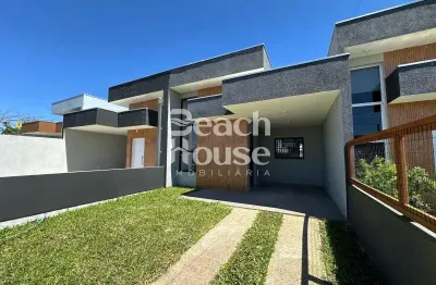 Belíssima geminada alto padrão!próxima do centrinho da nova tramandaí!