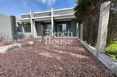 Magnifico geminado, muito bem localizado na cidade de tramandaí !!!!