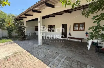Magnifica casa, localizada no bairro nobre de oasis, contendo quatro dormitórios sendo um deles suíte !!