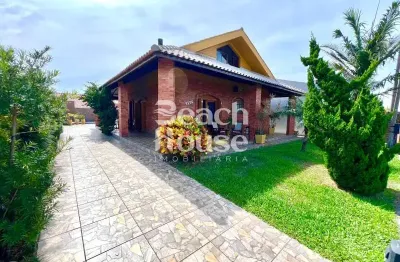 Casa com 3 quartos à venda na Zona Nova, Tramandaí 