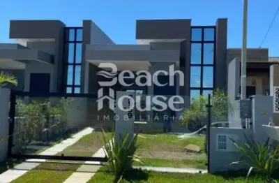 Magnifico geminado alto padrão, muito bem localizado na cidade de imbé !!!!