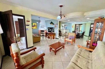 Duplex no centro de tramandaí, a poucos metros do mar! semi mobiliado!