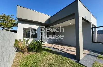 Geminada toda reformada! excelente localização, com asfalto na esquina, e fácil acesso ao tuia!