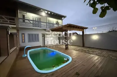 Amplo duplex semi mobiliado e com piscina, próximo a barra de imbé!