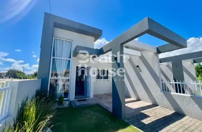 Lindíssima geminada semi mobiliada, com móveis sob medida! localizada no centro de imbé!