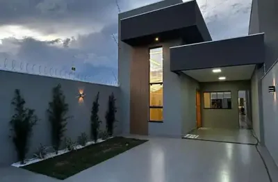 Casa com piscina e area gourmet a venda no santo antônio ! proximo a orla do aeroporto
